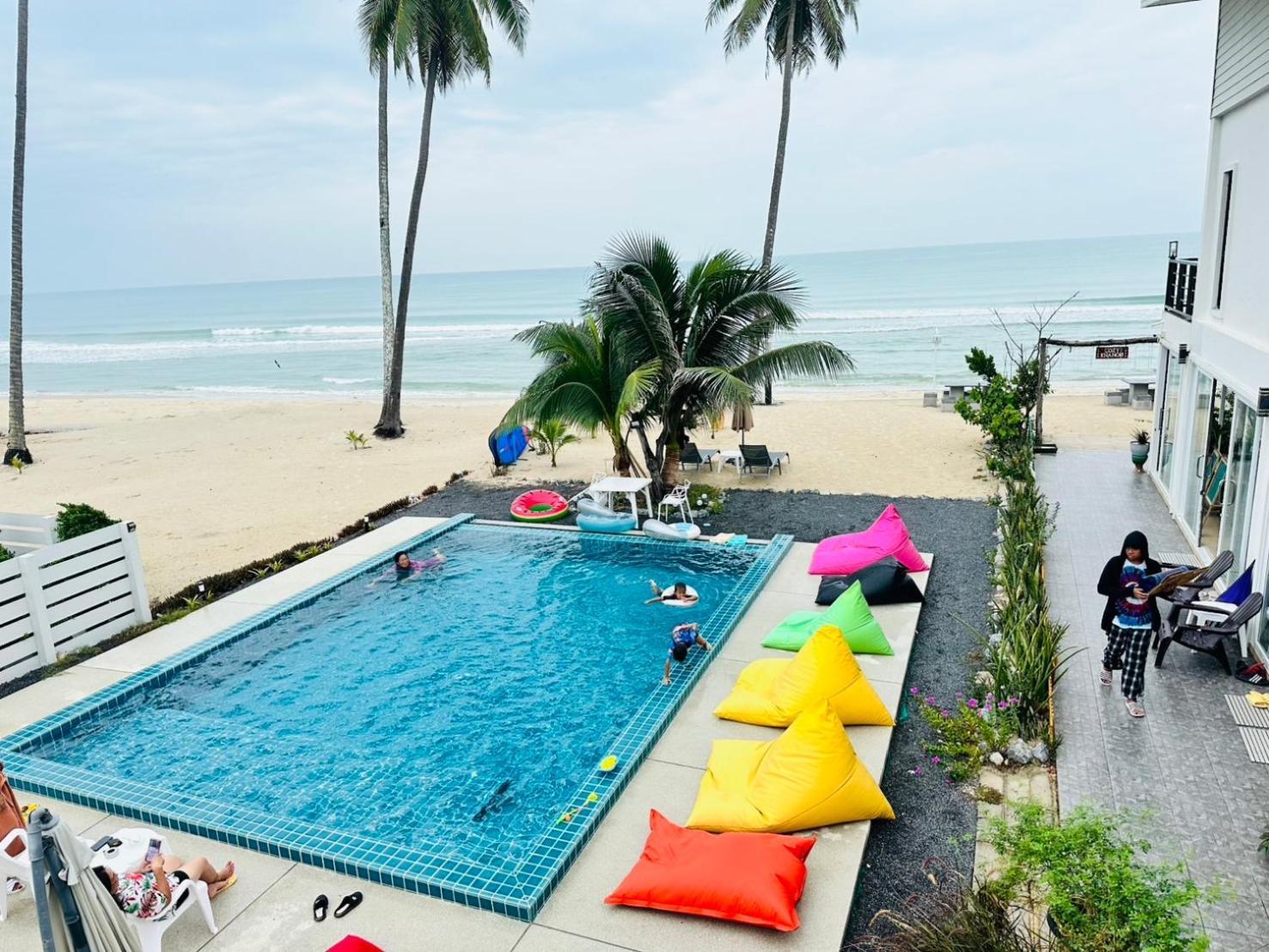 Cozy Khanom โคซี่ ขนอม Ban Na Dan  Екстериор снимка